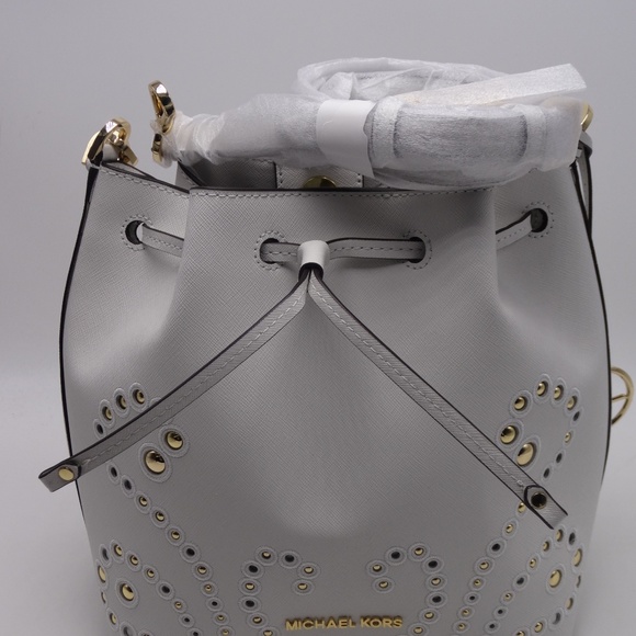 Michael Kors Trista Convertible Bucket Shoulder Ba - Picture 4 of 6